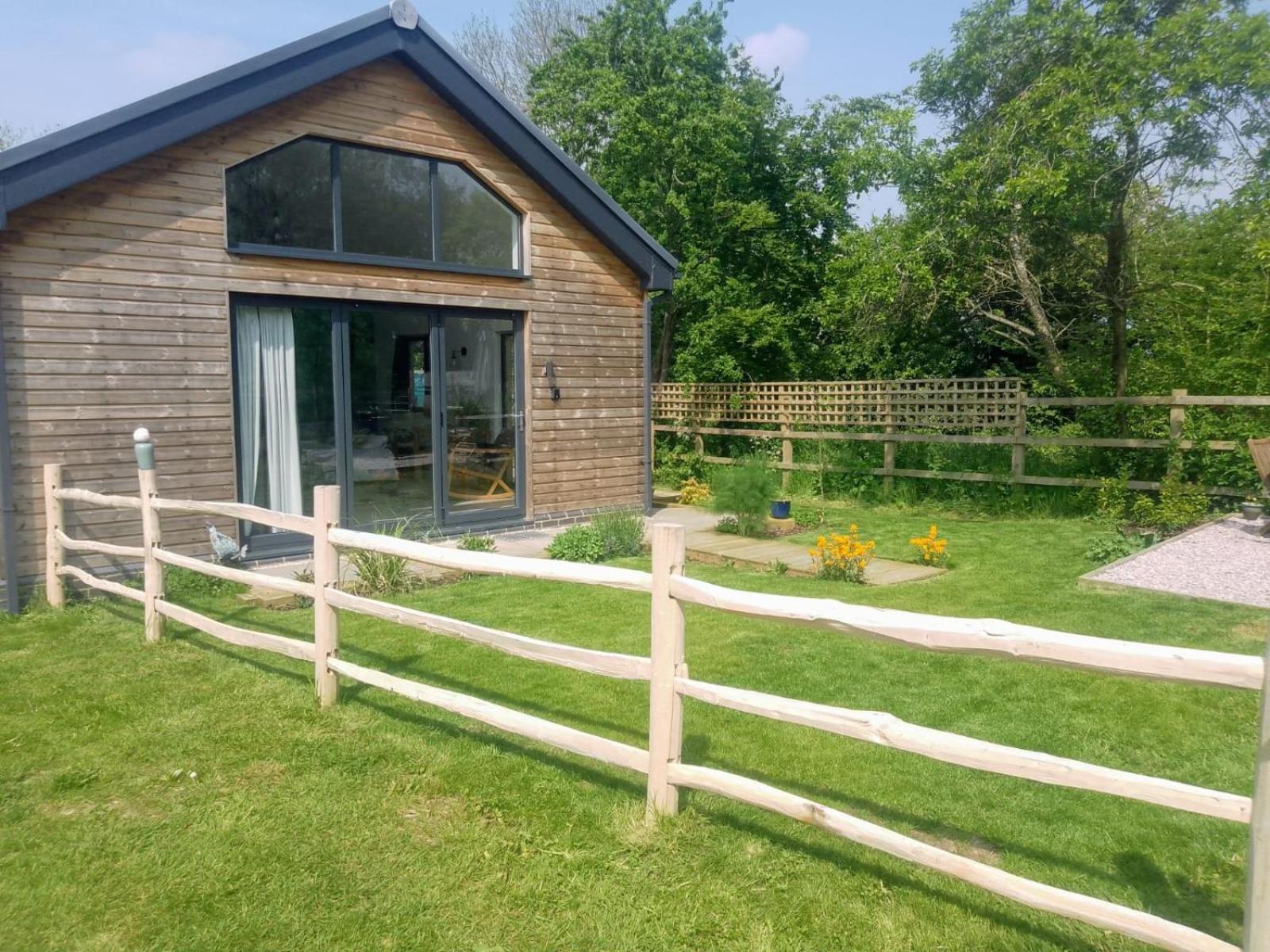 Bluebell Annexe Villa Little Grandsen Exterior photo